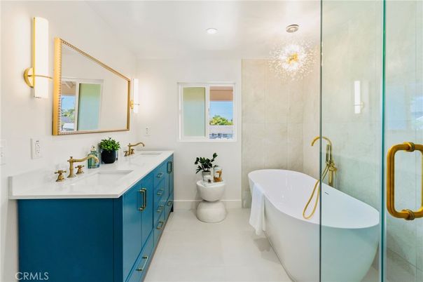 Bathroom, Dual Sink Vanities, Free Standing Baths, Glass Shower, Interior, Recessed Lighting