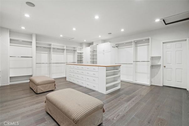 Interior, Recessed Lighting, Walk-in Closets, Wood Texture Flooring