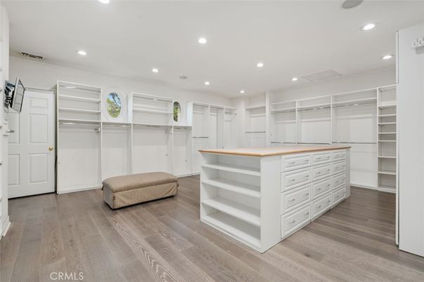 Interior, Recessed Lighting, Walk-in Closets, Wood Texture Flooring