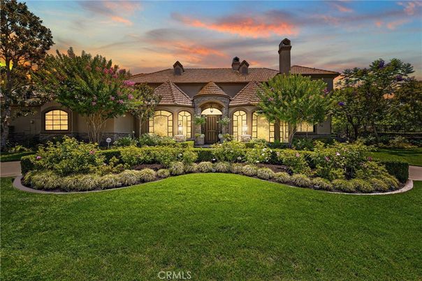 Backyard, Exterior, Facade, French Provincial