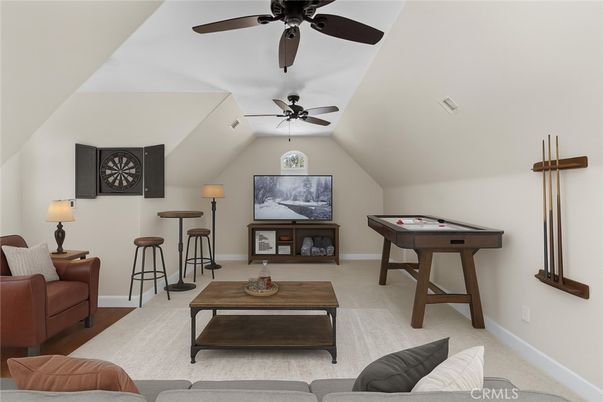 Billiard Table, Game Room, Interior