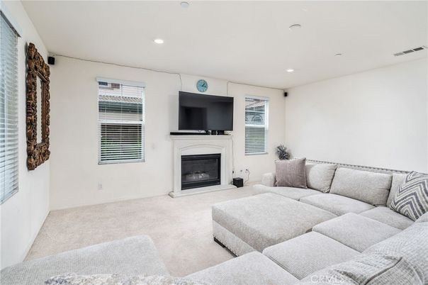 Fireplace, Interior, Living room, Recessed Lighting