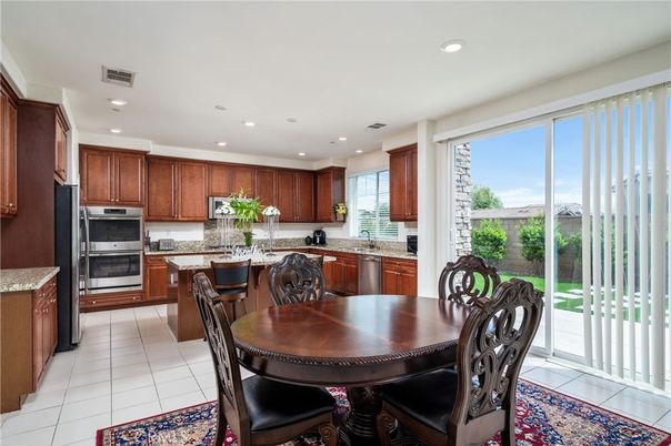 Dining room, Interior, Kitchen, Recessed Lighting