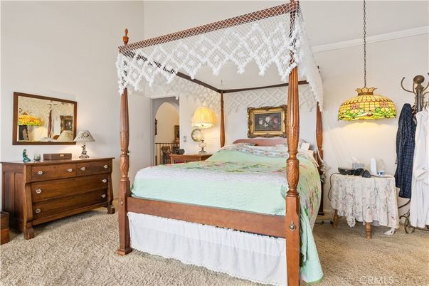 Bedroom, Interior, Pendant Lights