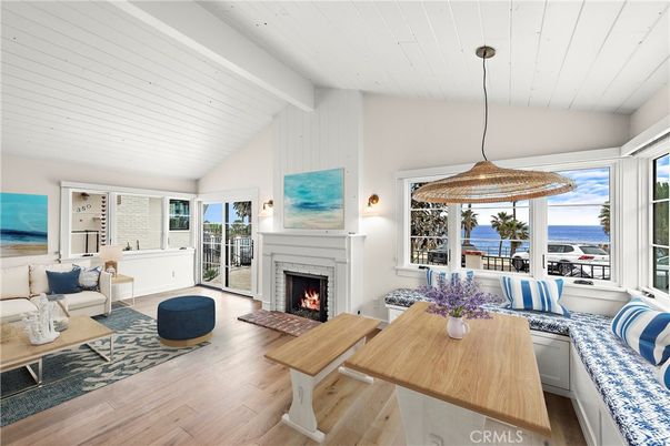 Fireplace, Interior, Living room, Pendant Lights, Water, Wood Texture Flooring