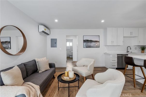 Interior, Kitchen, Living room, Recessed Lighting, Wood Texture Flooring