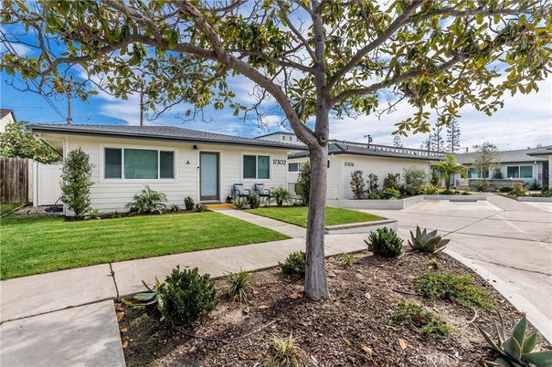 Attached, Backyard, Exterior, Facade, Ranch