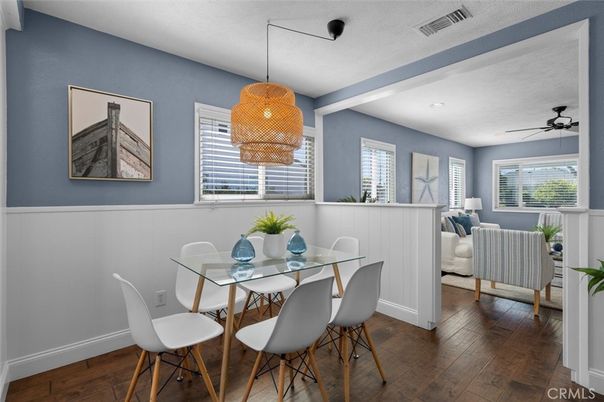 Dining room, Interior, Living room, Pendant Lights, Recessed Lighting, Wood Texture Flooring