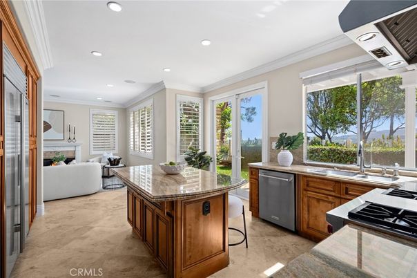 Interior, Kitchen, Living room, Recessed Lighting, Stainless Steel Appliances