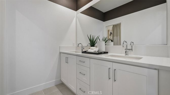 Bathroom, Dual Sink Vanities, Interior