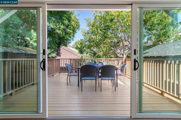 Exterior, Wood Texture Flooring