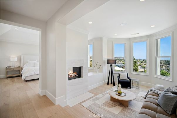 Bedroom, Fireplace, Interior, Recessed Lighting, Wood Texture Flooring