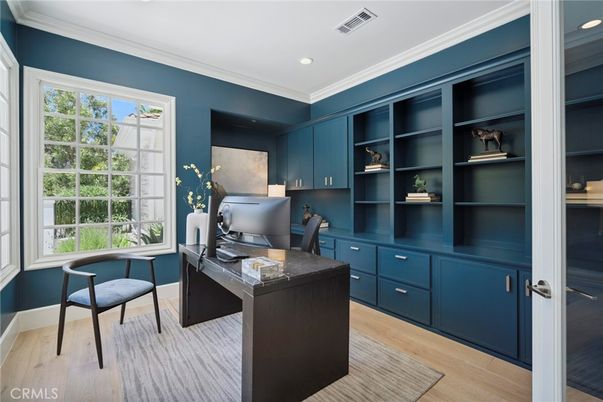 Home Office, Interior, Recessed Lighting, Wood Texture Flooring