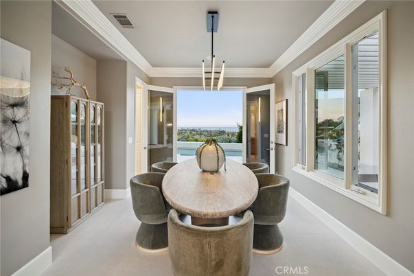 Dining room, Interior, Pendant Lights, Water