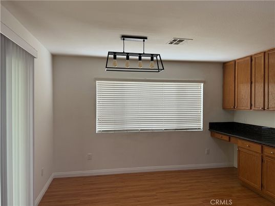 Interior, Pendant Lights, Wood Texture Flooring