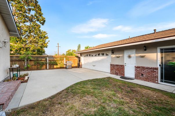 Backyard, Detached Garage, Exterior