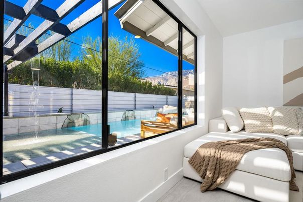Bedroom, Interior, Sun Room