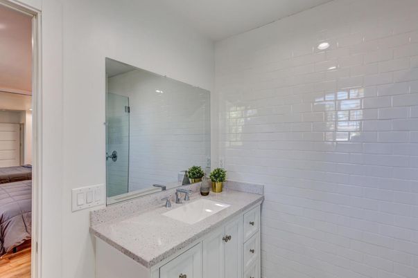 Bathroom, Bedroom, Glass Shower, Interior