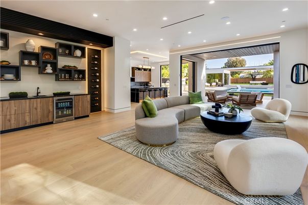 Interior, Living room, Pendant Lights, Recessed Lighting, Wood Texture Flooring