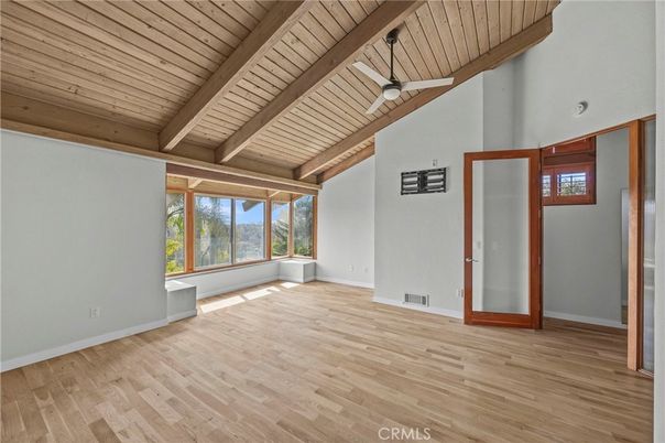 Empty room, Interior, Wooden Beams, Wooden Ceilings, Wood Texture Flooring