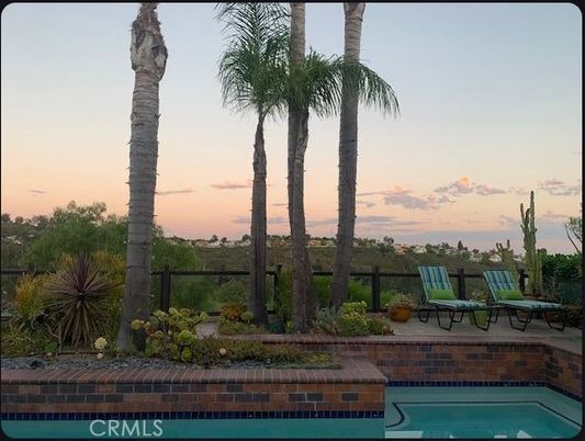 Exterior, Pool, Water