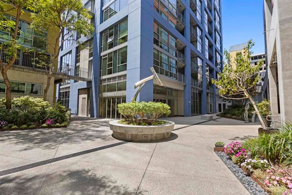 Exterior, Facade, Condo Building