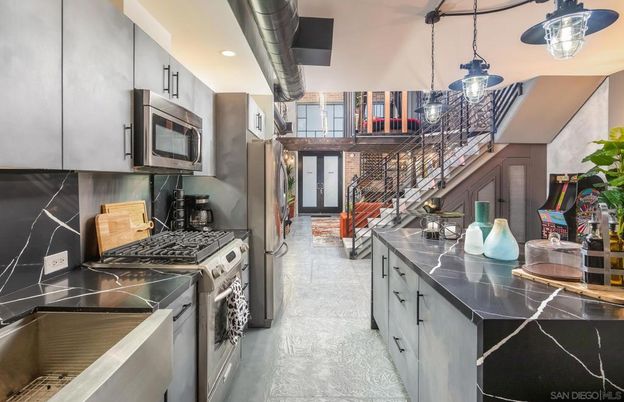 Interior, Kitchen, Pendant Lights, Recessed Lighting, Stainless Steel Appliances