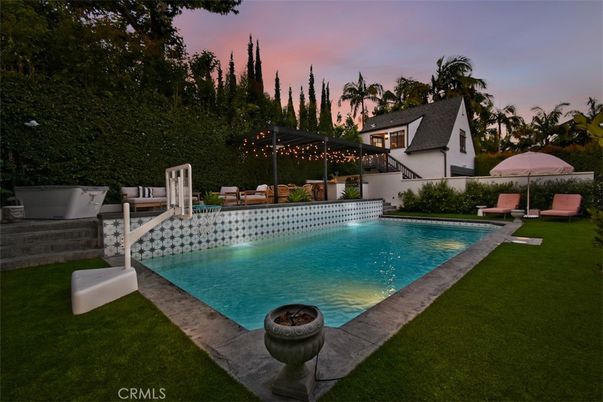 Backyard, Exterior, Pool