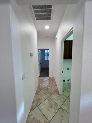 Interior, Recessed Lighting