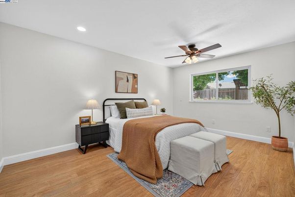 Bedroom, Interior, Recessed Lighting, Wood Texture Flooring