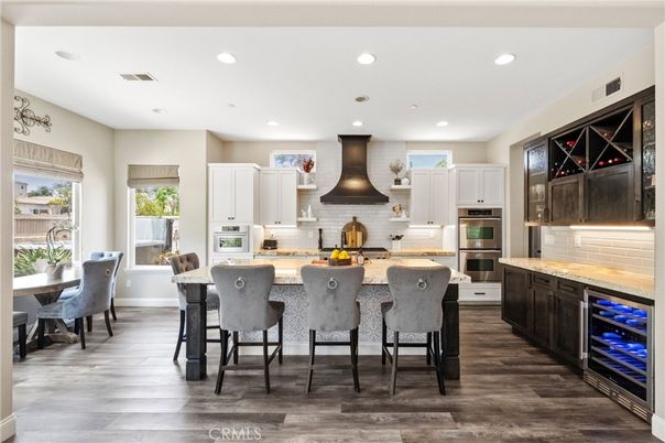 Interior, Pendant Lights, Wood Texture Flooring