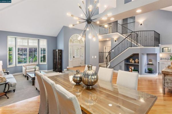 Dining room, Interior, Living room, Pendant Lights, Recessed Lighting, Wood Texture Flooring