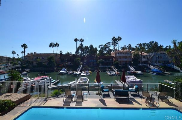 Exterior, Pool, Water