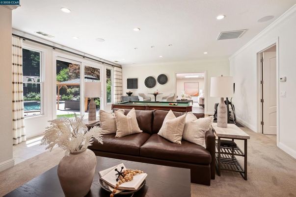 Billiard Table, Game Room, Interior, Living room, Recessed Lighting