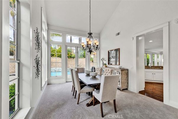 Chandelier, Dining room, Interior, Recessed Lighting, Wood Texture Flooring