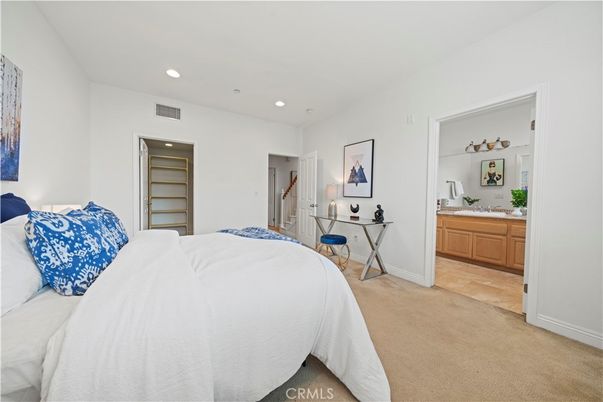 Bedroom, Interior, Recessed Lighting