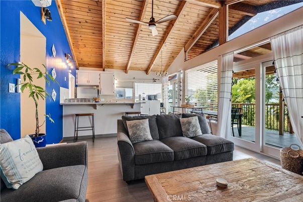 Interior, Kitchen, Living room, Wooden Beams, Wooden Ceilings, Wood Texture Flooring