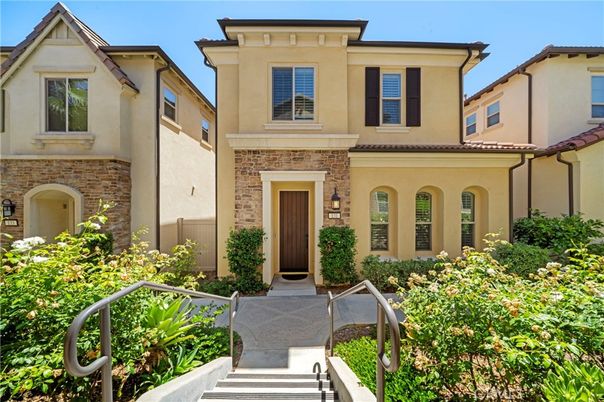 Exterior, Facade, Brick Facade, Mediterranean