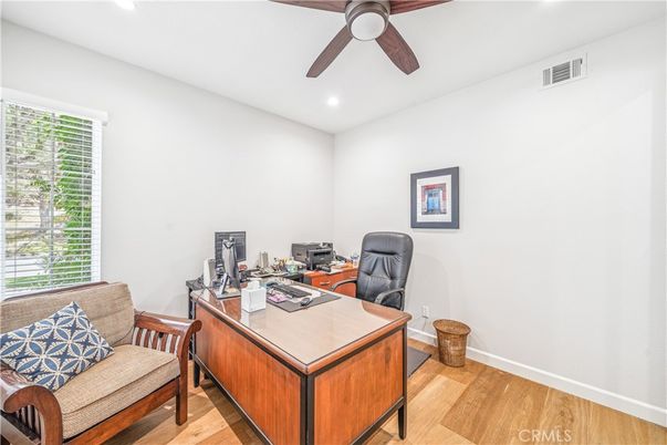 Home Office, Interior, Recessed Lighting, Wood Texture Flooring