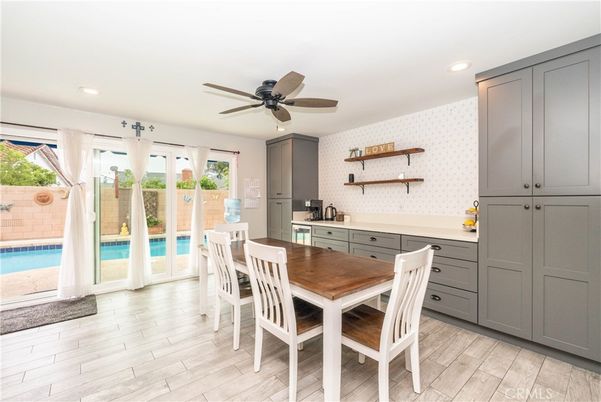 Dining room, Interior, Kitchen, Recessed Lighting, Wood Texture Flooring