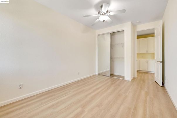 Empty room, Interior, Walk-in Closets, Wood Texture Flooring