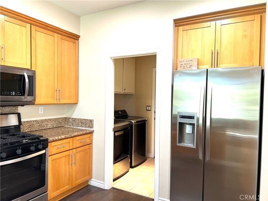 Interior, Kitchen, Washer, Wood Texture Flooring