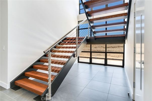 Elevator, Interior