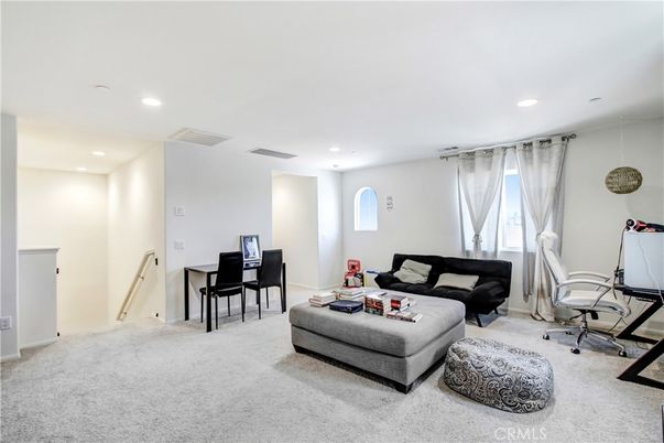 Dining room, Interior, Living room, Recessed Lighting