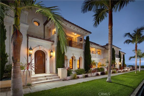 Backyard, Exterior, Facade, Mediterranean