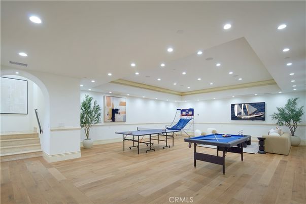 Billiard Table, Game Room, Interior, Recessed Lighting, Wood Texture Flooring