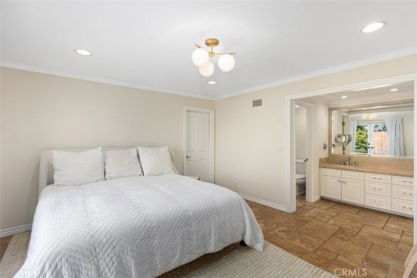 Bathroom, Bedroom, Interior, Recessed Lighting