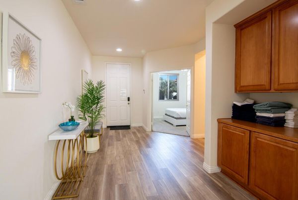 Interior, Recessed Lighting, Wood Texture Flooring