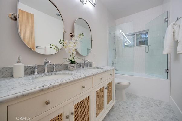 Bathroom, Dual Sink Vanities, Glass Shower, Interior