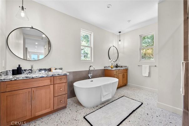 Bathroom, Dual Sink Vanities, Free Standing Baths, Interior, Recessed Lighting